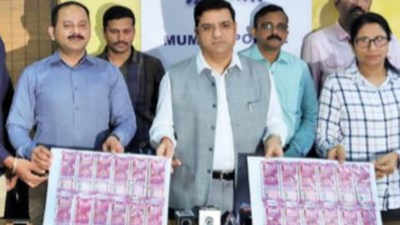 Mumbai: ‘Pak-made’ fake notes with face value of Rs 24 lakh seized