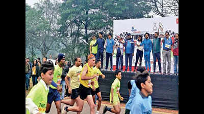 Kolkata: Thousands take over Red Road to run for clean air at inaugural edition of Times Half Marathon