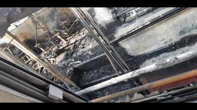 2 CNG Aapli buses catch fire in Hingna depot, gutted