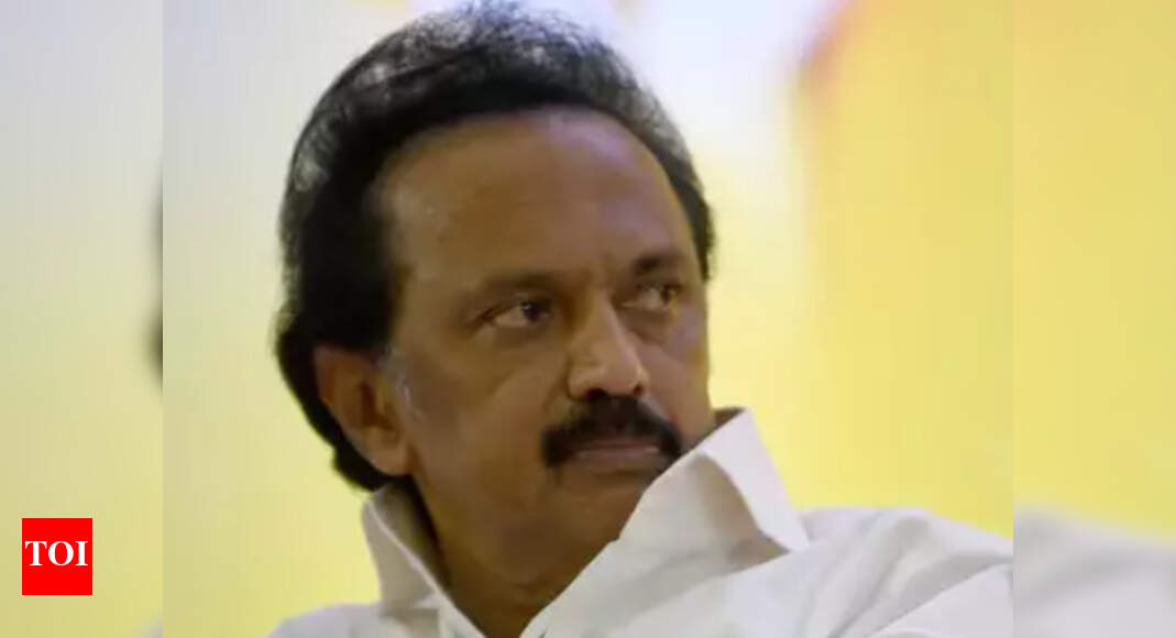 DMK greets Arvind Kejriwal, says 'growth' trumps communal politics ...