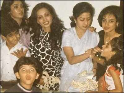 Can you guess the leading Bollywood actors in THIS throwback picture ...