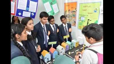 Students design solutions to city’s woes