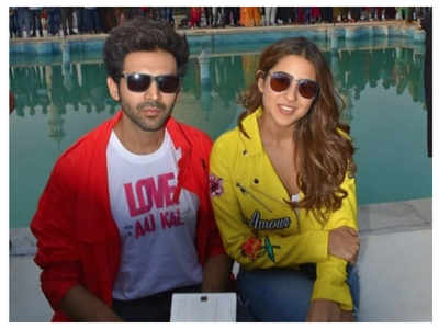 Photos: Kartik Aaryan and Sara Ali Khan visit Taj Mahal as they promote ‘Love Aaj Kal’ in Agra