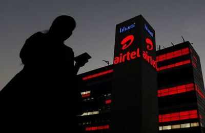 Airtel launches four international roaming plans, starting at Rs 648