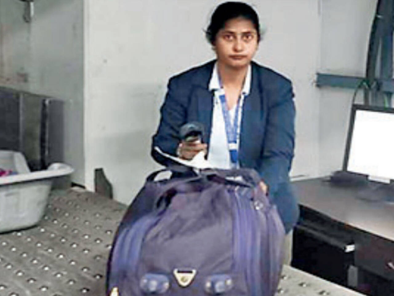 Aggregate more than 137 are checked bags scanned best 3tdesign.edu.vn