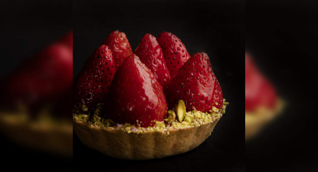Strawberry Tart Recipe: How to Make Strawberry Tart Recipe | Homemade Strawberry Tart Recipe