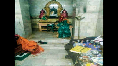 Trichy: 3 idols, silver utensils stolen from temple
