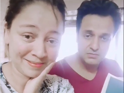 After Riteish Deshmukh and Genelia D'Souza, Bhojpuri actor Vinay Anand  shares a funny video with wife Jyoti on Instagram | Bhojpuri Movie News -  Times of India