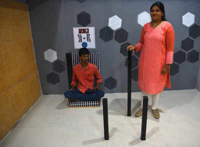 Visitors make the most of museum of illusion in Aurangabad