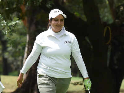Women's Pro Golf Tour: Oviya, Amandeep share lead, Pranavi is back in contention