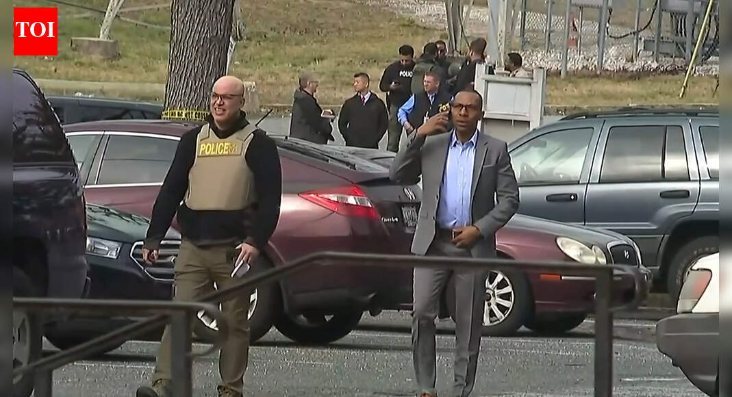 2 officers injured, suspect dead in Baltimore