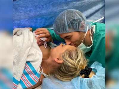 Enrique Iglesias and Anna Kournikova welcome a baby girl, post photos of the little angel