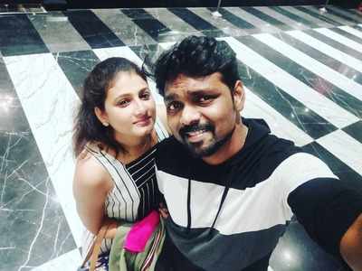 Sundari Neeyum Sundaran Naanum fame Vinoth Babu marries his long time ...