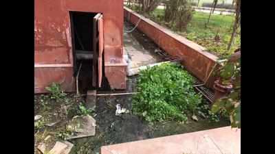 Noida: Water pump defunct, no CCTV cameras at girls’ school