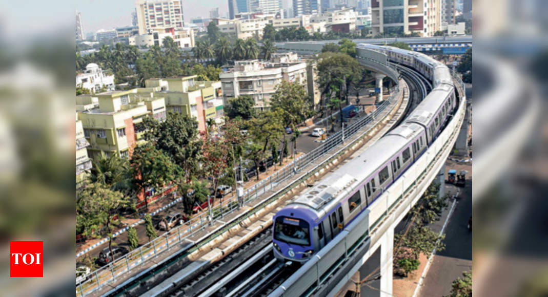 On Valentine’s Day, Kolkata falls in love with East-West Metro as ...