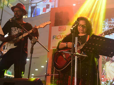 'Paapam Cheyyathavar Kalleriyatte' trailer launch in Kochi