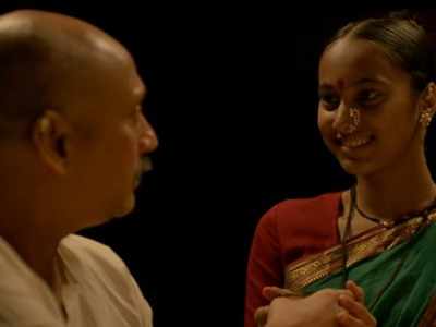 'Panghrun' new song: Gauri Ingwale and Amol Bawdekar's 'Hee Anokhi Gaath' perfectly sums up the feeling of new love