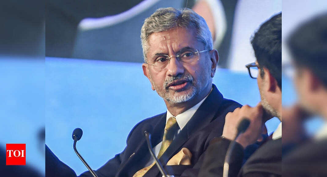 India will settle J&K issue: EAM to US senator