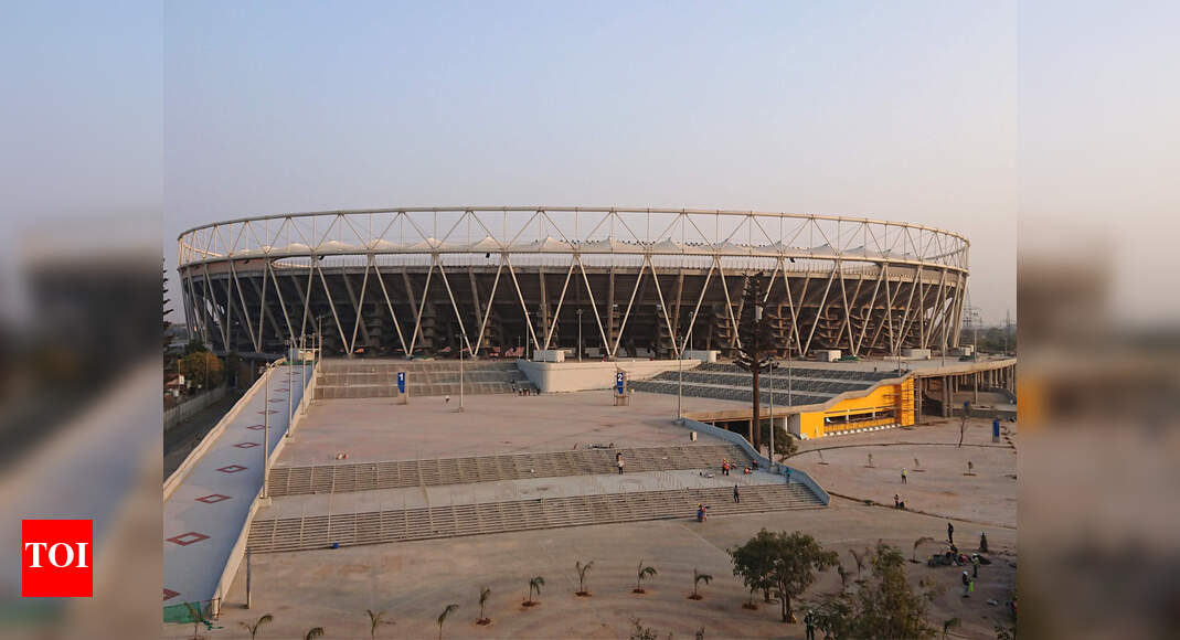 Trump Ahmedabad Visit: Donald Trump, PM Modi pad up; extra cover placed ...