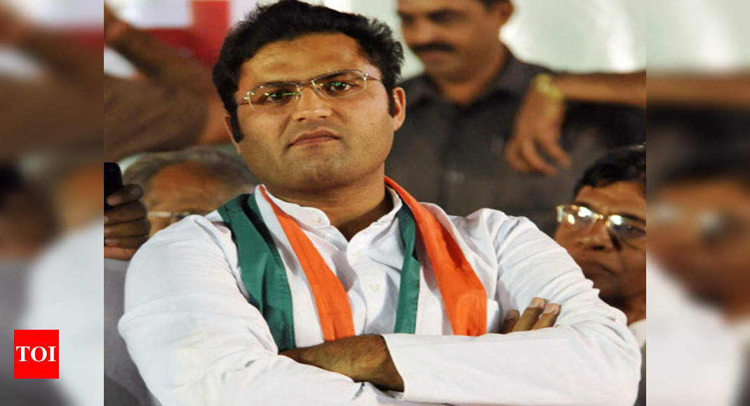 Will launch front against Congress, BJP: Ashok Tanwar | Gurgaon News ...