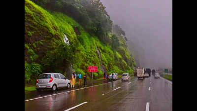 E-toll on BWSL, Mumbai-Pune expressway more than doubles