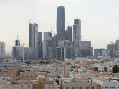 Saudi opens for business to rival Dubai as regional hub
