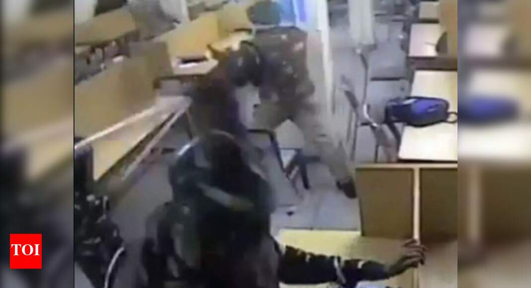 Jamia videos: BJP, Congress in war of words