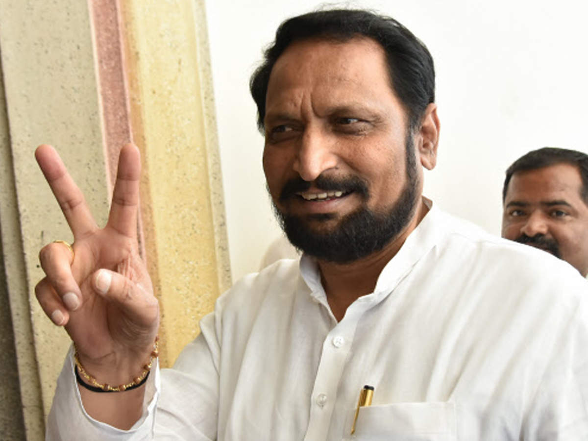 Laxman Savadi wins council seat, retains Karnataka DyCM post | Bengaluru  News - Times of India