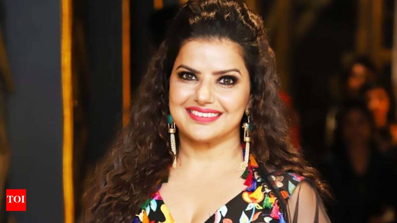 Bhojpuri actress Madhu Sharma to make her Marathi debut with Subodh Bhave  starrer Bhaybheet | Marathi Movie News - Times of India