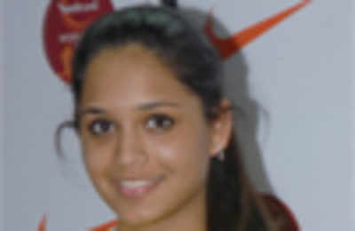 Dipika becomes India's highest ranked women squash player