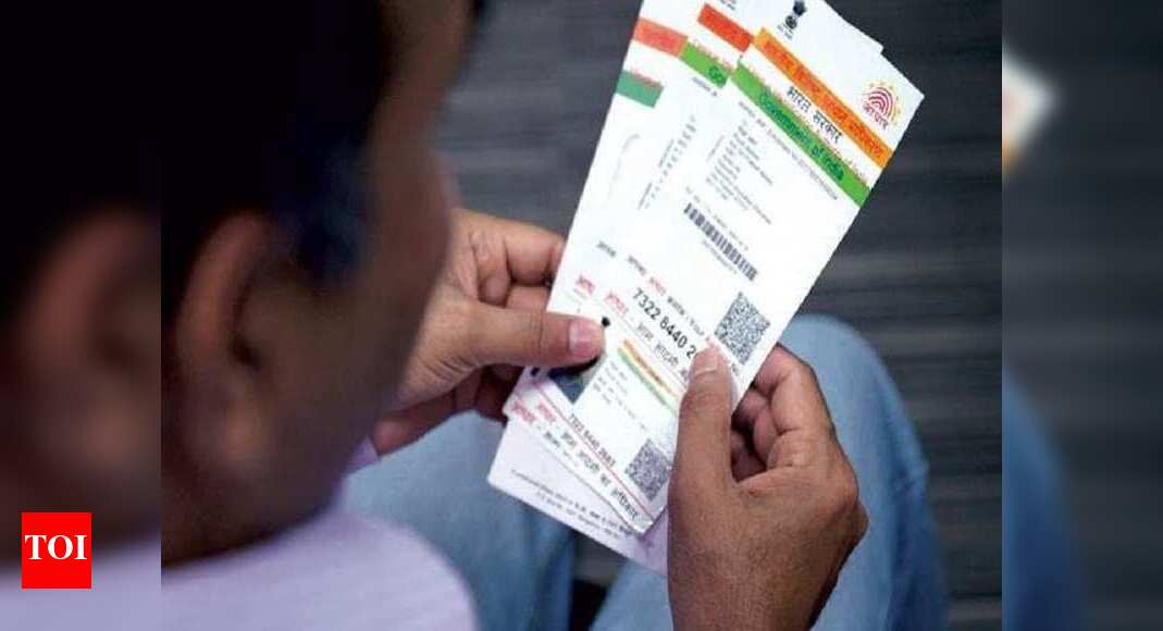 Govt to give EC legal power to link Aadhaar and voter ID
