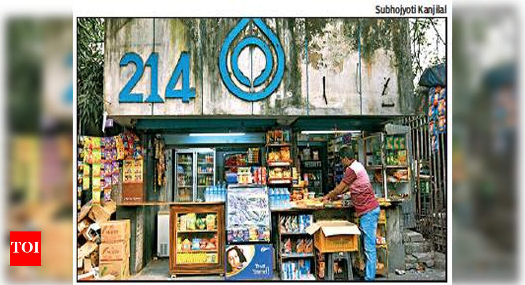 Kolkata Milk supply starts drying up at Mother Dairy outlets Kolkata
