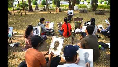 Art students switch to outdoor for portrait sketching practice session