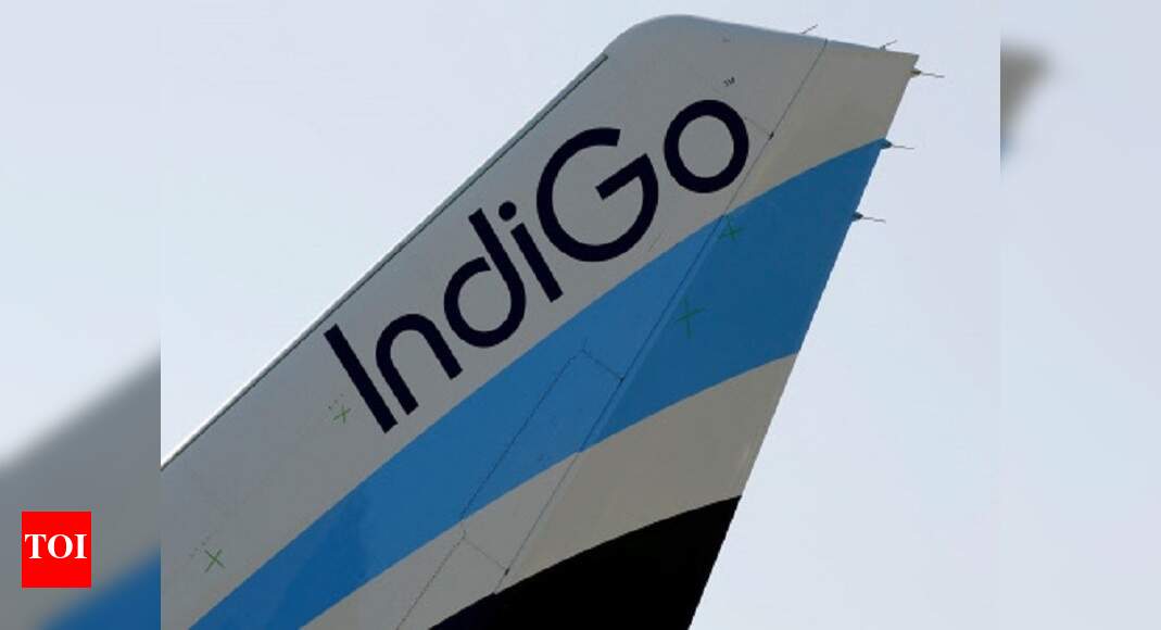 Two Indigo passengers try to open aircraft door