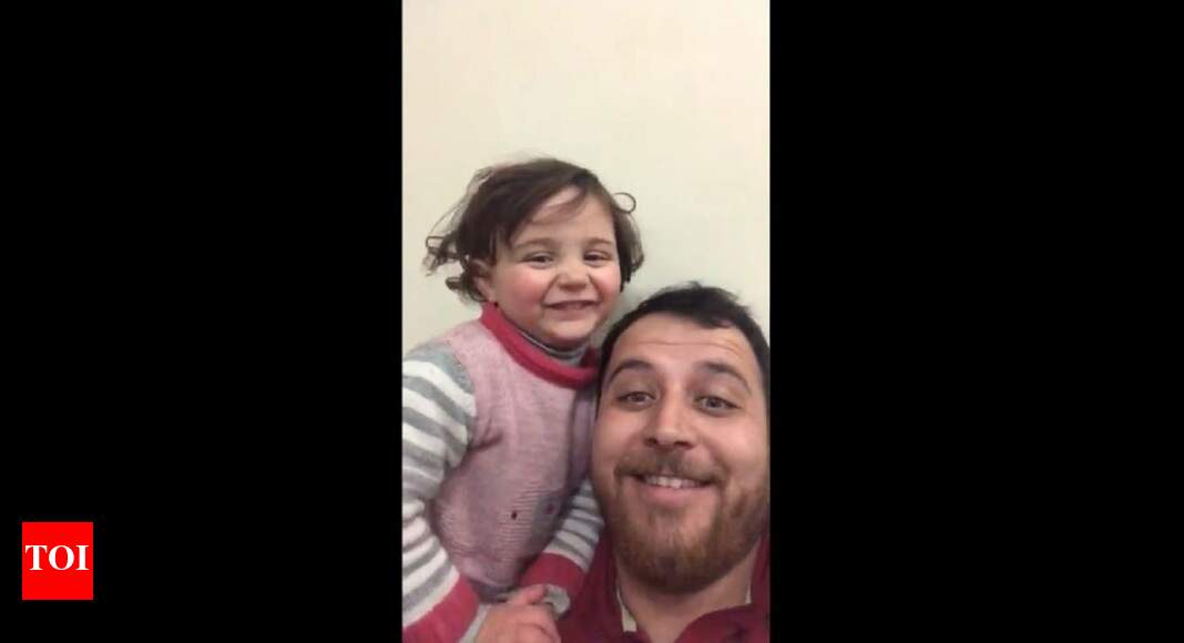 A beautiful game: This 3-yr-old laughs at shells