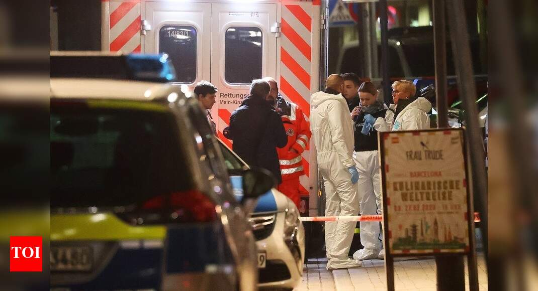 8 killed in two shootings in Germany