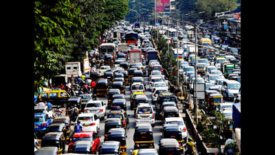 30 minutes commute takes over an hour in peak time in Mumbai