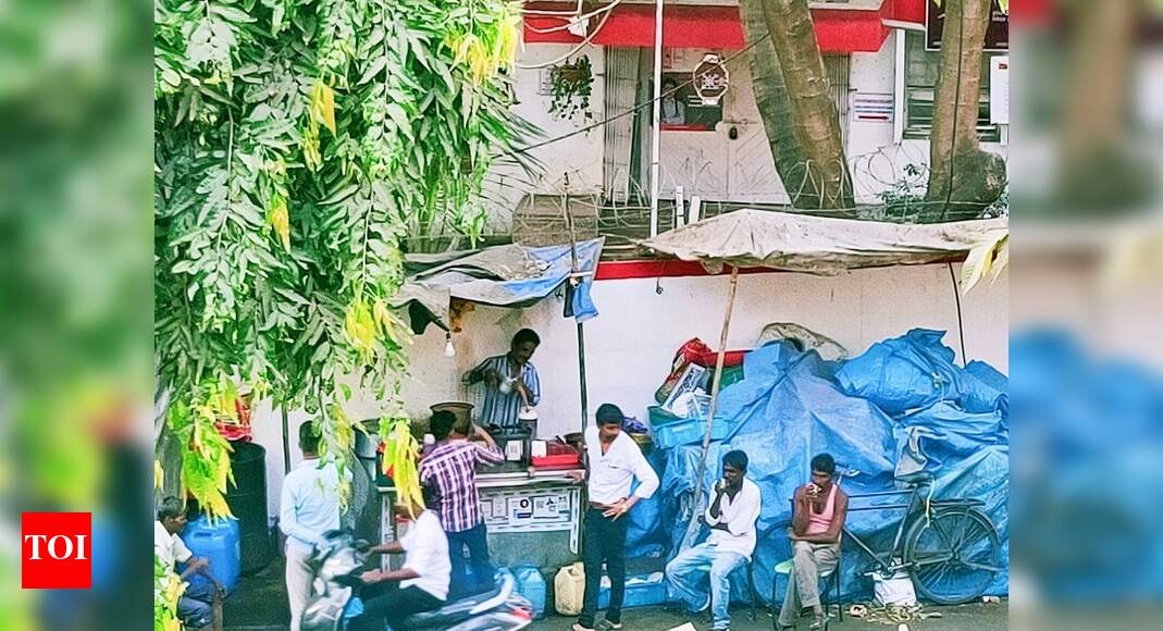 Cutting Chai with Road Cutting Free ! Times of India
