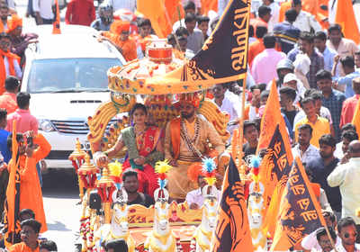 Amidst dhol-tasha beats Aurangabadkars celebrated Shiv Jayanti