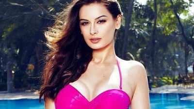 Evelyn Sharma shares photograph in pink bikini, takes a jibe at nepotism in Bollywood