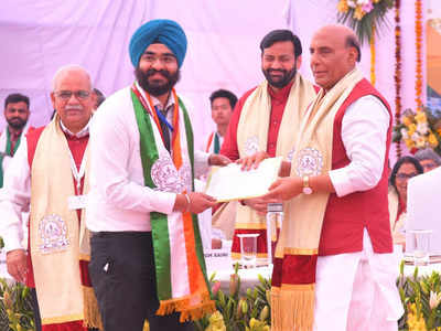 Defence minister awards degrees at NIT, Kurukshetra
