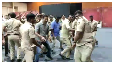 Watch: 750 Bengaluru cops learn Zumba to beat stress