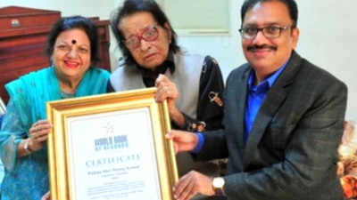 Veteran actor Manoj Kumar felicitated by the World Book of Records, London