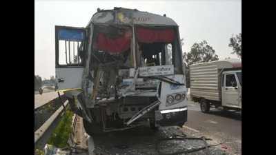 10 injured as Punjab Roadways bus collides with truck in Ambala