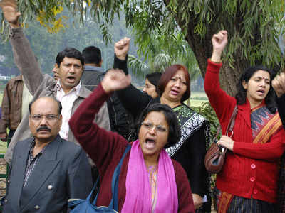 AMU teachers take umbrage at CM's statement against varsity students