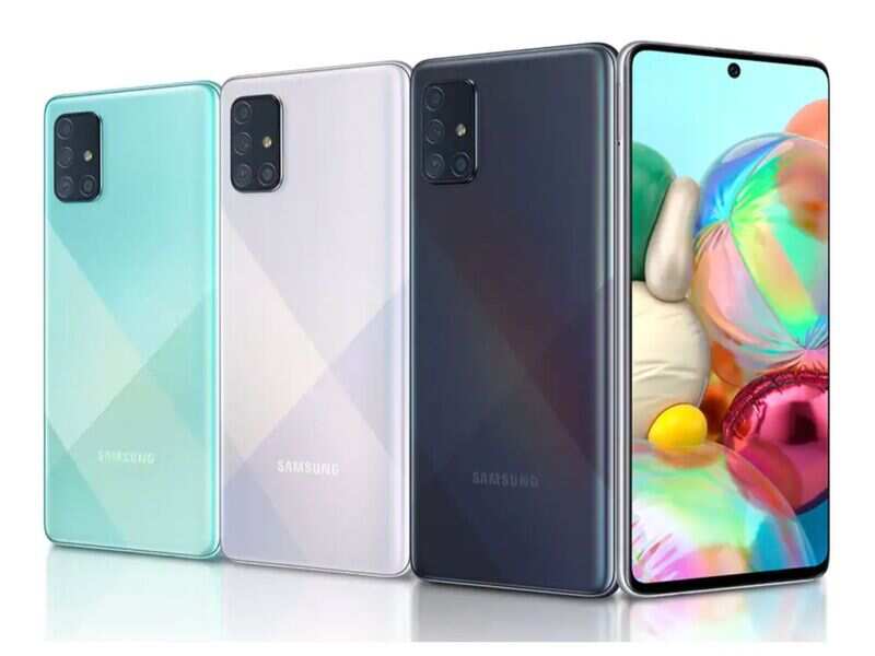 Best Smartphones under 30000 Rs - Samsung, Realme, Redmi, OnePlus 2 Display: All smartphones offer FHD+ resolution screen, Samsung Galaxy A71 offers the biggest screen size