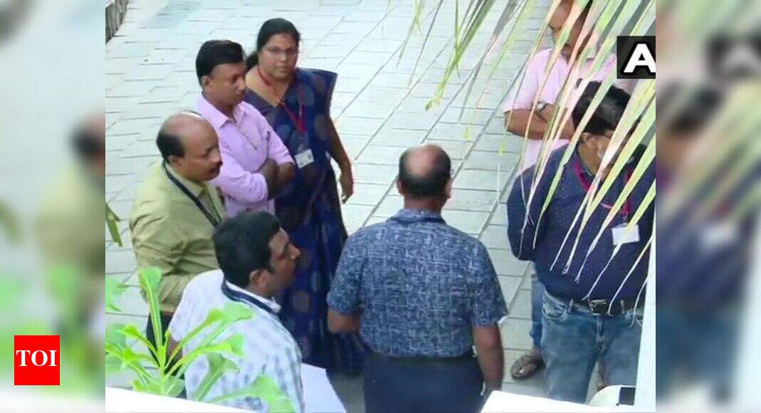 Congress MLA VS Sivakumar terms VACB raid on him 'political vendetta ...