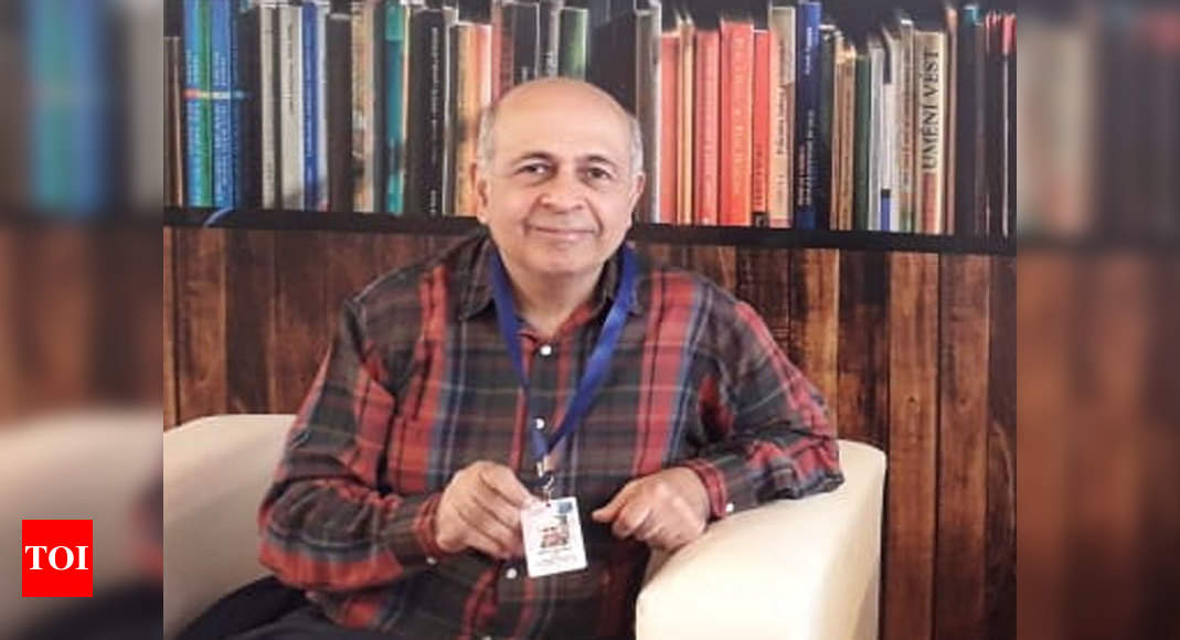 Football expert Novy Kapadia not able to avail DU pension