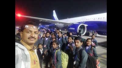 Madhya Pradesh: Headmaster uses money from his savings to fly students to Delhi