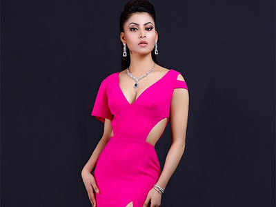 Urvashi Rautela stuns viewers with her pink dress at an event